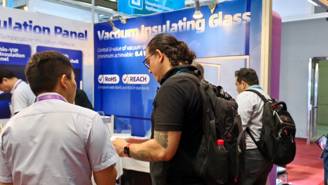 super-tech-advanced-material-showcases-next-gen-insulation-solutions-at-canton-fair-2026-7.jpg